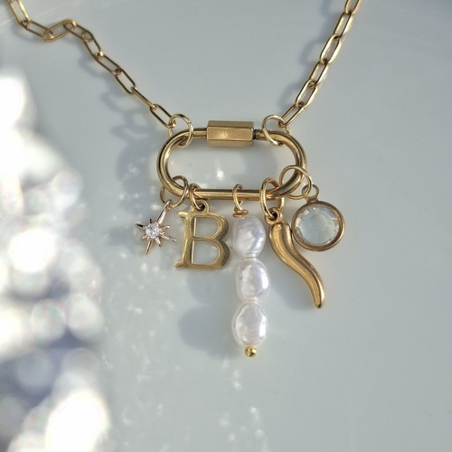 Collana con ciondolo