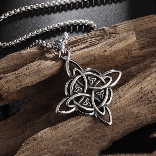 Collana nodo strega - strega, acciaio